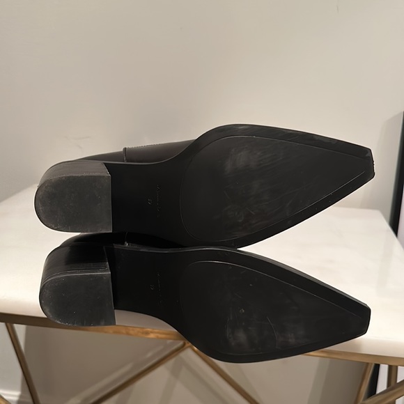 MOSSIMO DUTTI LEATHER BOOT - BRAND NEW, WORN ONCE (indoors only) - Picture 5 of 5